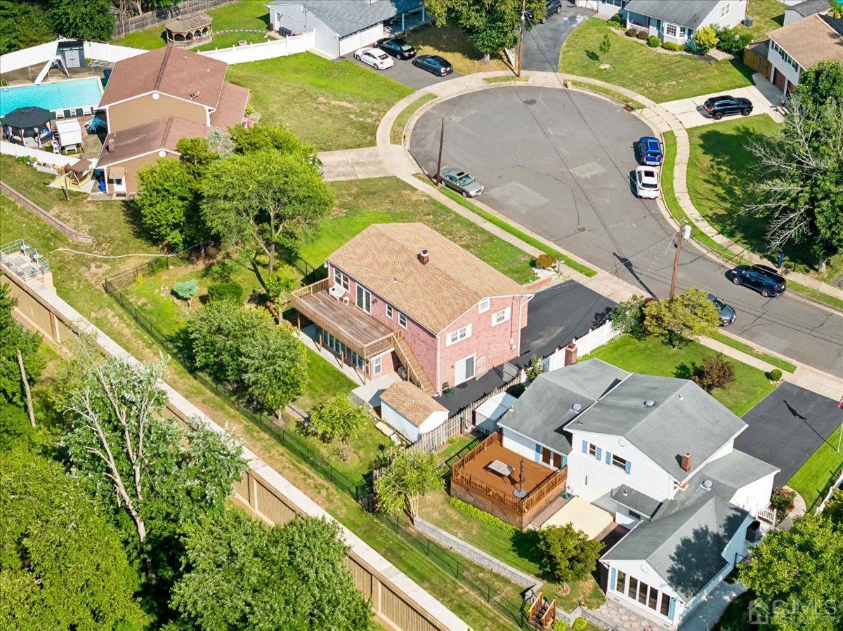 15 Weiss Drive Middlesex, NJ 08846 - Photo 31 of 33 an aerial view of residential house with outdoor space and swimming pool