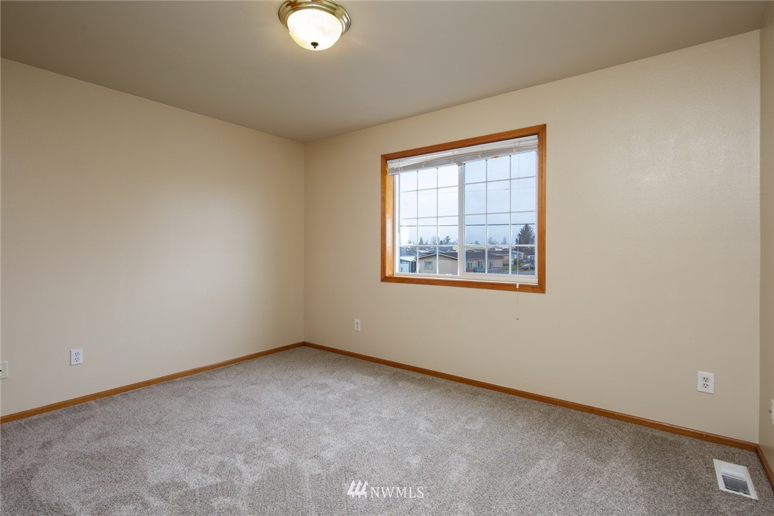 214 Reeds Lane, Unit A&B Everson, WA 98247 - Photo 17 of 39 Gallery Image 17