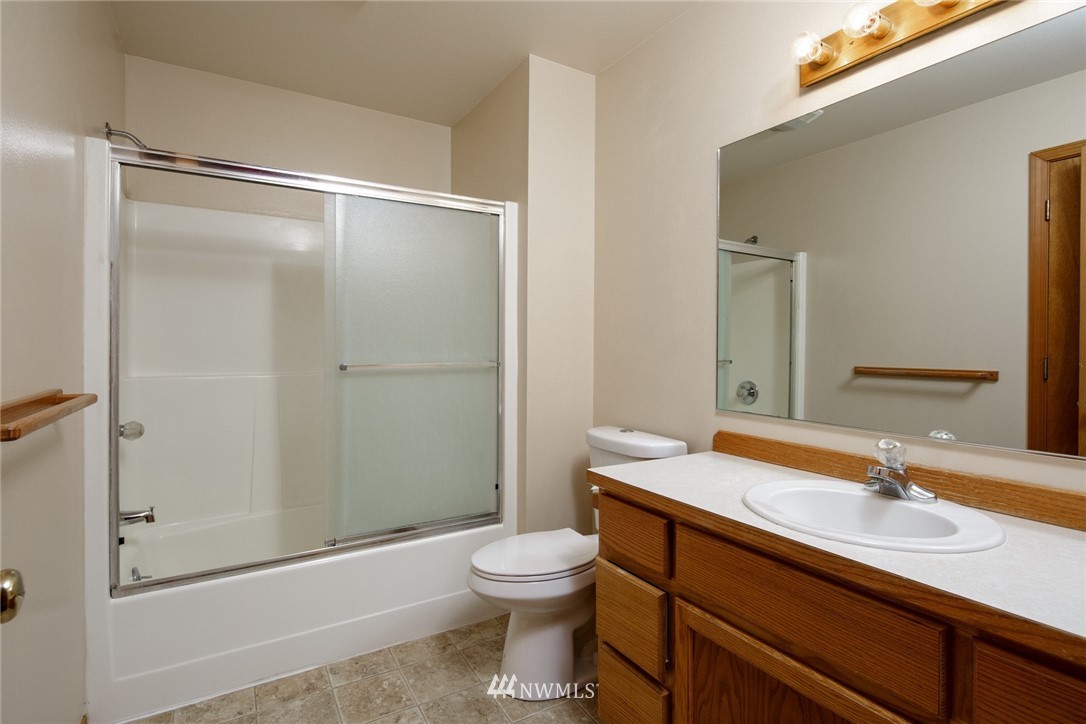 214 Reeds Lane, Unit A&B Everson, WA 98247 - Photo 33 of 39 Gallery Image 33