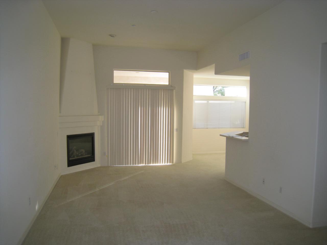 7402 Hum Road, Unit 10 Carefree, AZ 85377 - Photo 5 of 15 LIVING ROOM