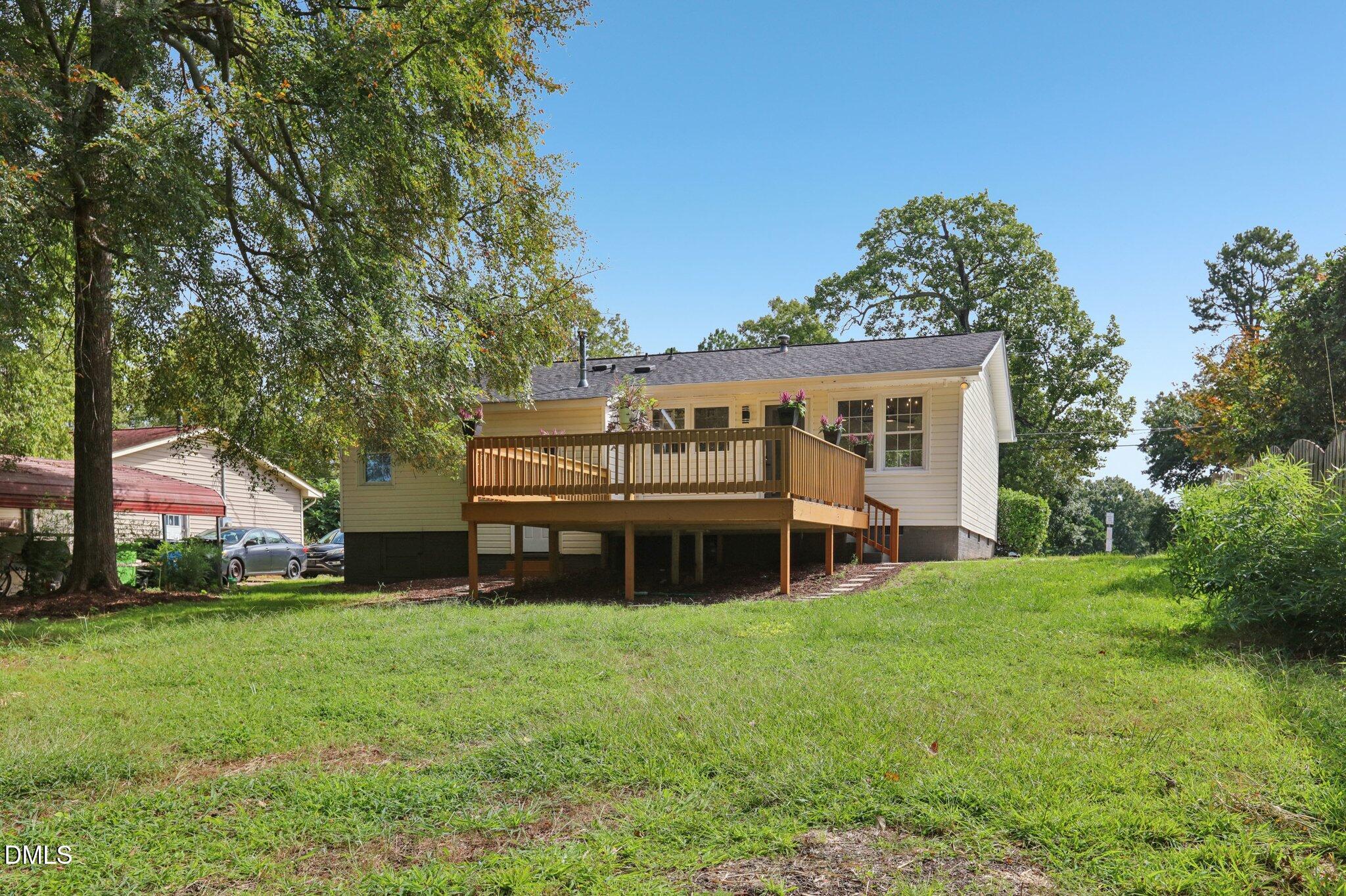 1121 Marlborough Road Raleigh, NC 27610 - Photo 25 of 27 24-web-or-mls-Marlborough Rd-S1009-024