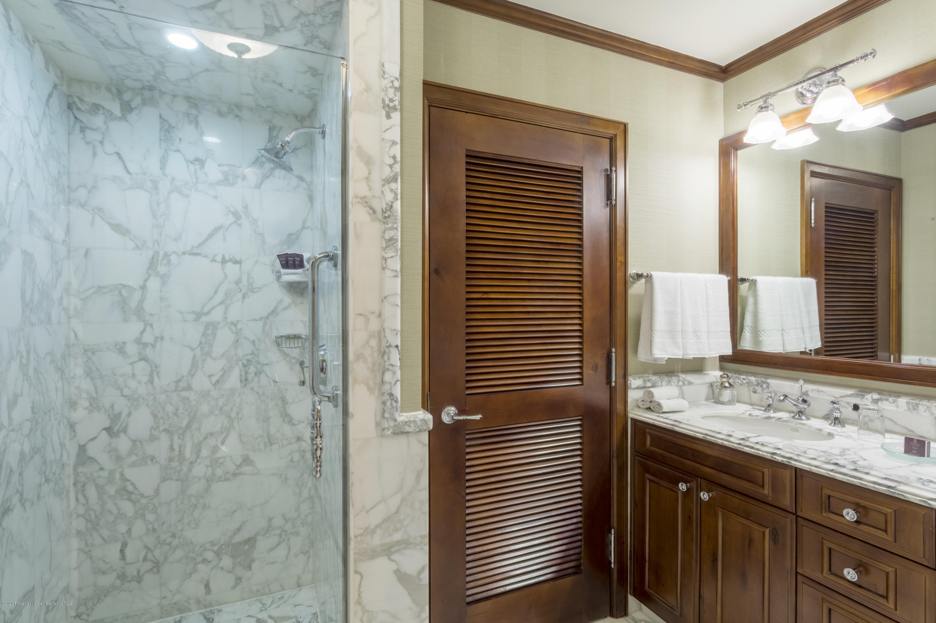 197 Prospector Road, Unit 2307 WINTER INTERST 4 Aspen, CO 81611 - Photo 19 of 22 ShotB11