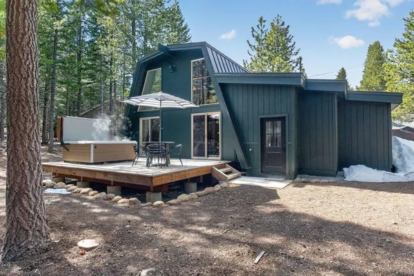 $849,000 | 12102 Viking Way, Truckee, CA 96161