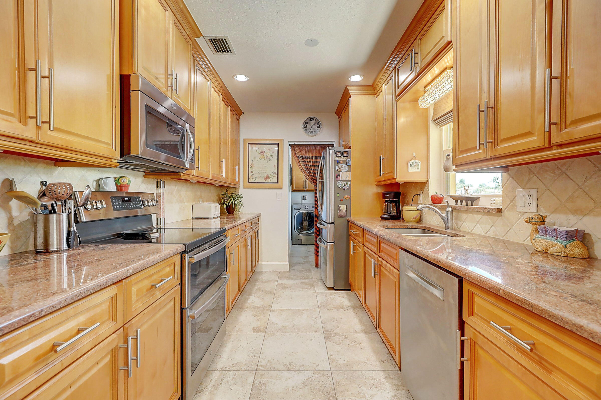 614 Eagle Drive Delray Beach, FL 33444 - Photo 12 of 30 Kitchen