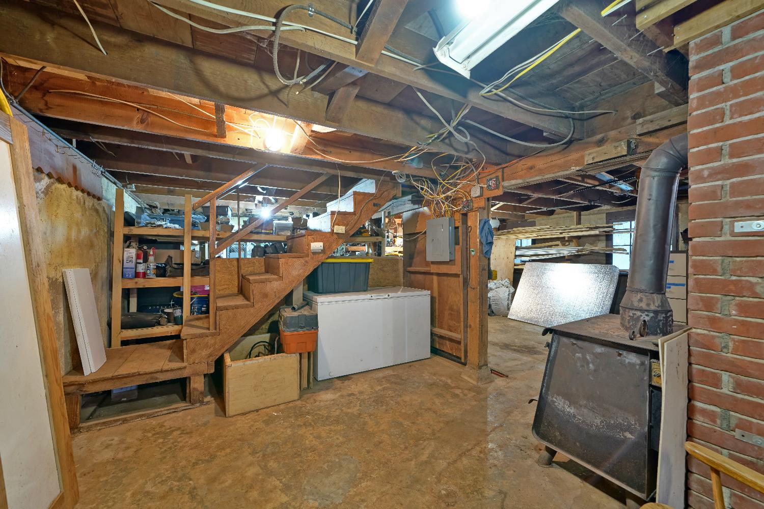 5921 Bear Creek Road Garden Valley, CA 95633 - Photo 49 of 55 a view of entryway