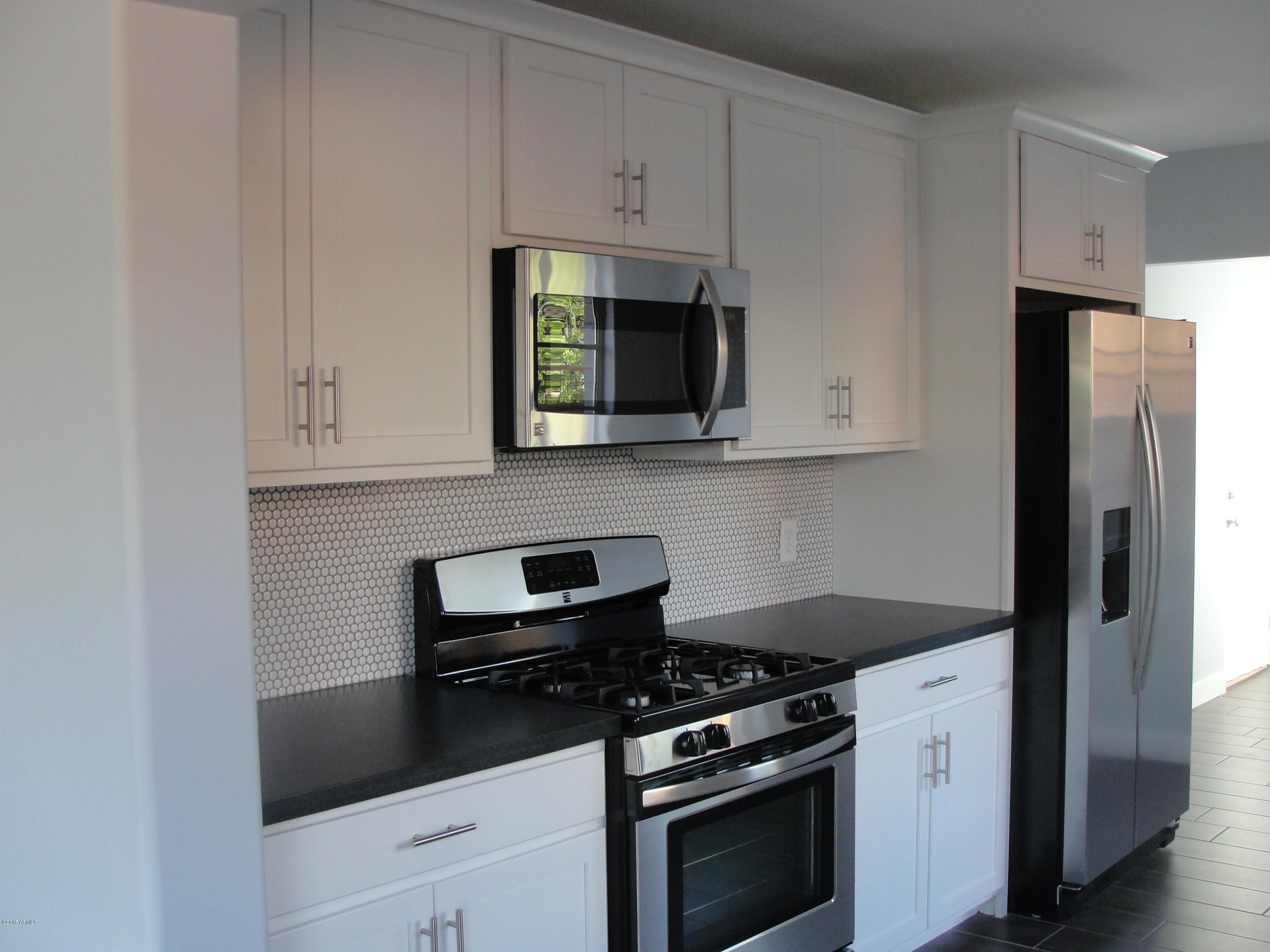 512 East Cheery Lynn Road Phoenix, AZ 85014 - Photo 13 of 36 Gallery Image 13