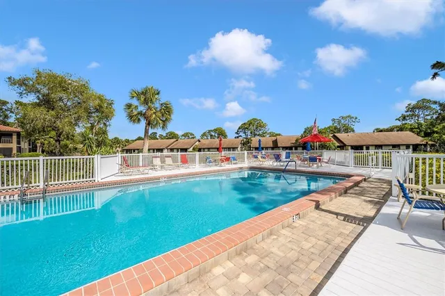 $2,100 | 5219 Lake Village Drive, Unit 21, Sarasota, FL 34235