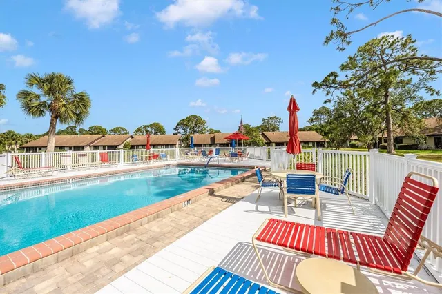 $2,100 | 5219 Lake Village Drive, Unit 21, Sarasota, FL 34235