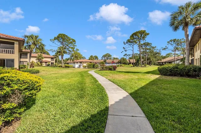 $2,100 | 5219 Lake Village Drive, Unit 21, Sarasota, FL 34235