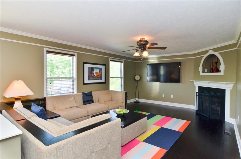 516 Blue Ridge Drive Coraopolis, PA 15108 - Photo 12 of 24 Gallery Image 12