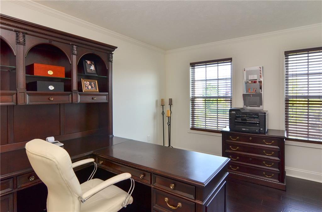516 Blue Ridge Drive Coraopolis, PA 15108 - Photo 14 of 24 Gallery Image 14