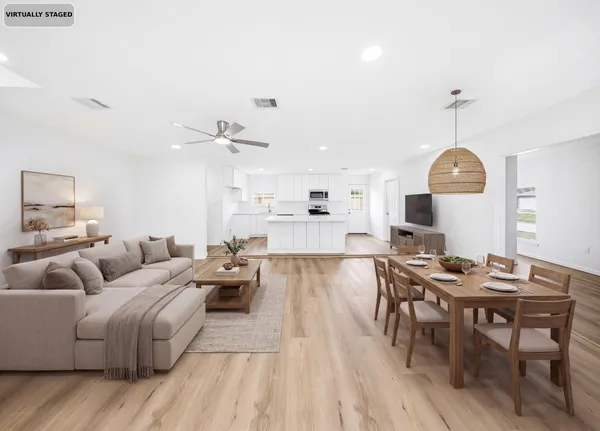 $2,500 | 7954 Glenvista Street, Houston, TX 77061