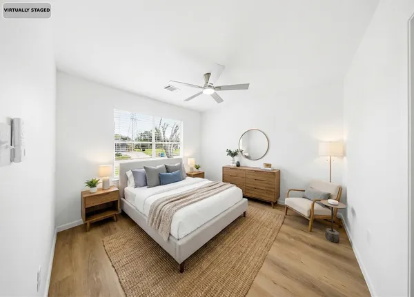 $2,500 | 7954 Glenvista Street, Houston, TX 77061