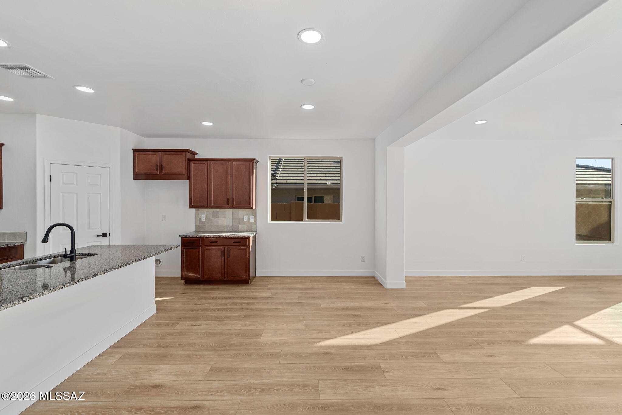 11955 North Raphael Way Tucson, AZ 85742 - Photo 12 of 49 17-web-or-mls-11955 N Raphael Way - MLS