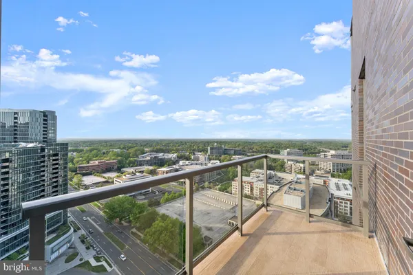 $4,300 | 7887 Jones Branch Drive, Unit 1503, McLean, VA 22102