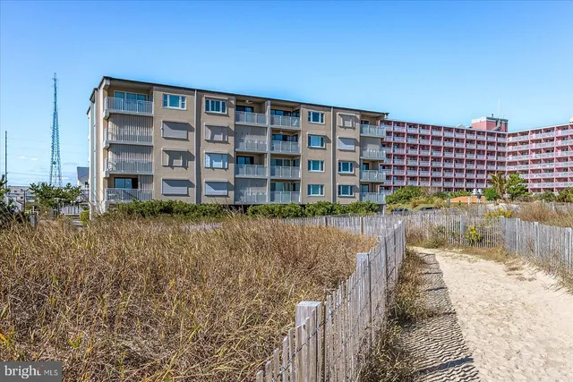 a view of a large building