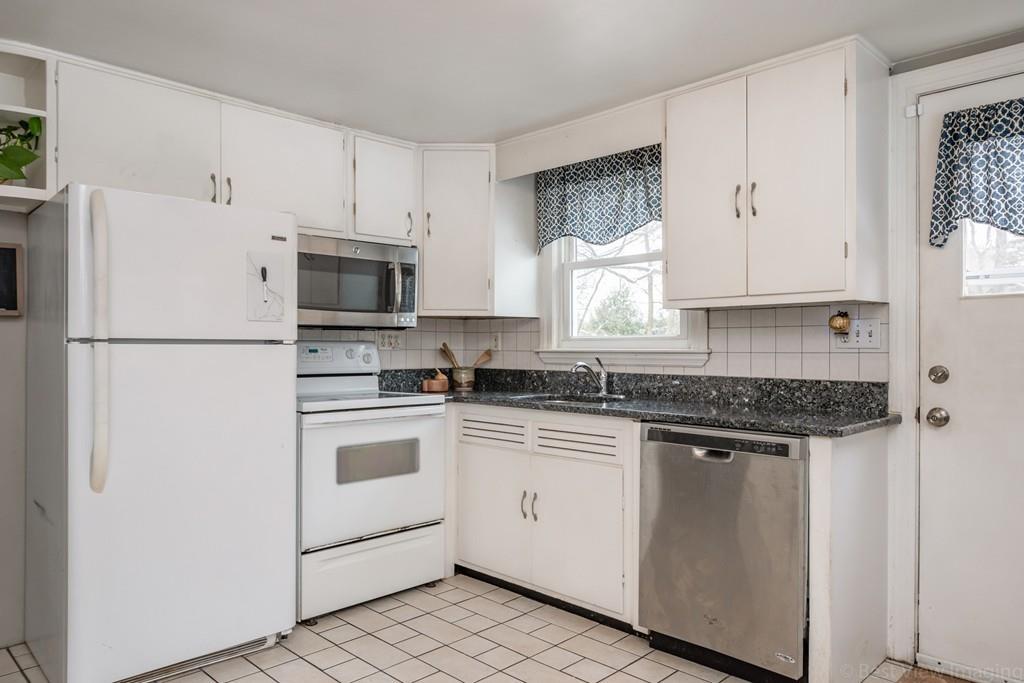 45 Fort Pond Hill Road Littleton, MA 01460 - Photo 13 of 33 Gallery Image 13