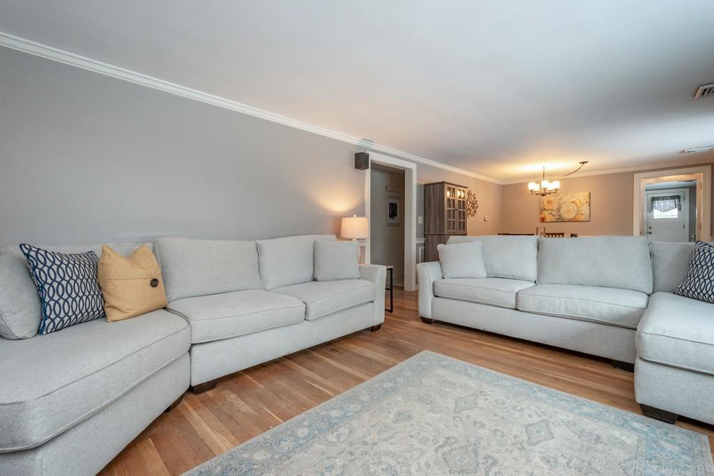 45 Fort Pond Hill Road Littleton, MA 01460 - Photo 6 of 33 Gallery Image 6