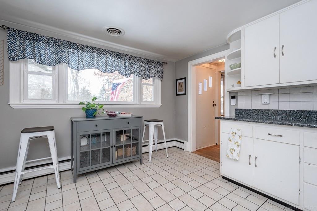 45 Fort Pond Hill Road Littleton, MA 01460 - Photo 10 of 33 Gallery Image 10