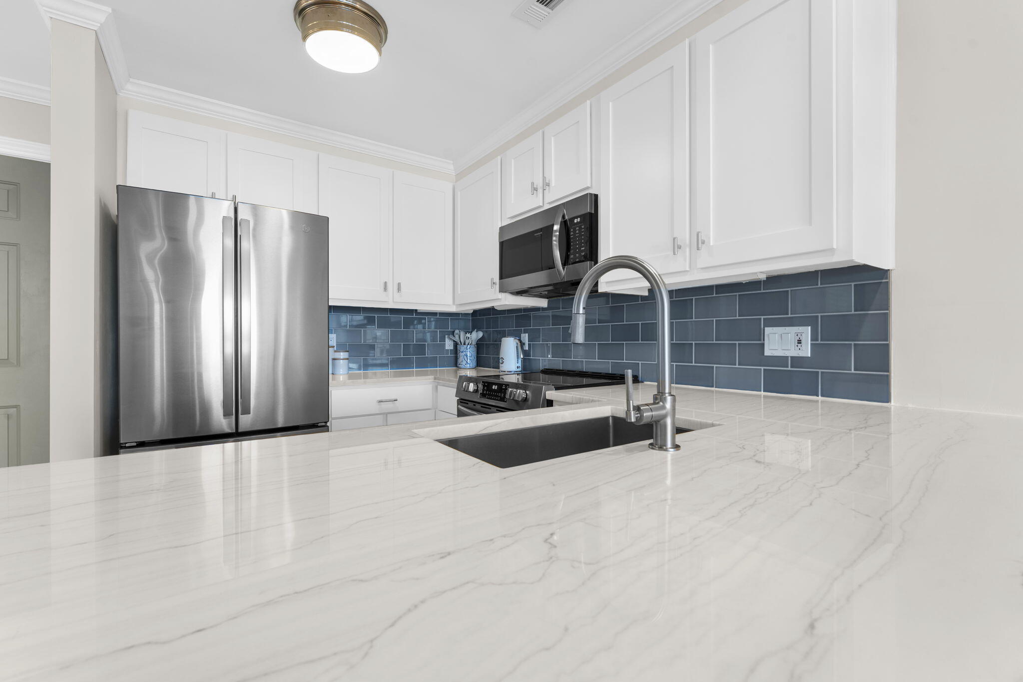 2111 Landfall Way Seabrook Island, SC 29455 - Photo 20 of 54 kitchen