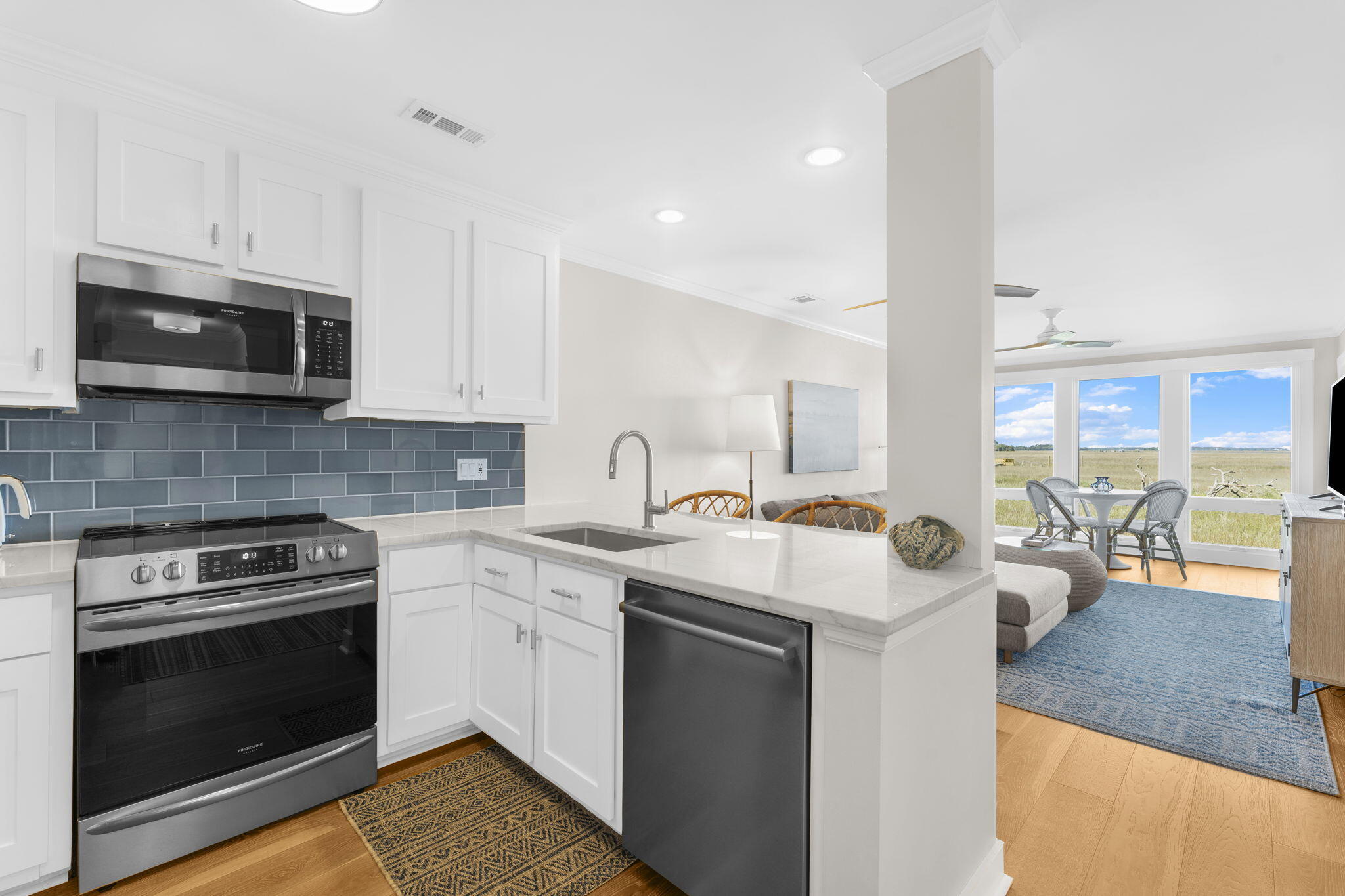 2111 Landfall Way Seabrook Island, SC 29455 - Photo 6 of 54 kitchen