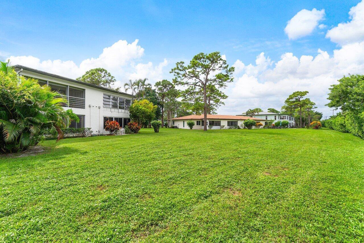 5010 Privet Place, Unit 101 Delray Beach, FL 33484 - Photo 21 of 29 028-5010PrivetPlace-DelrayBeach-FL-33484