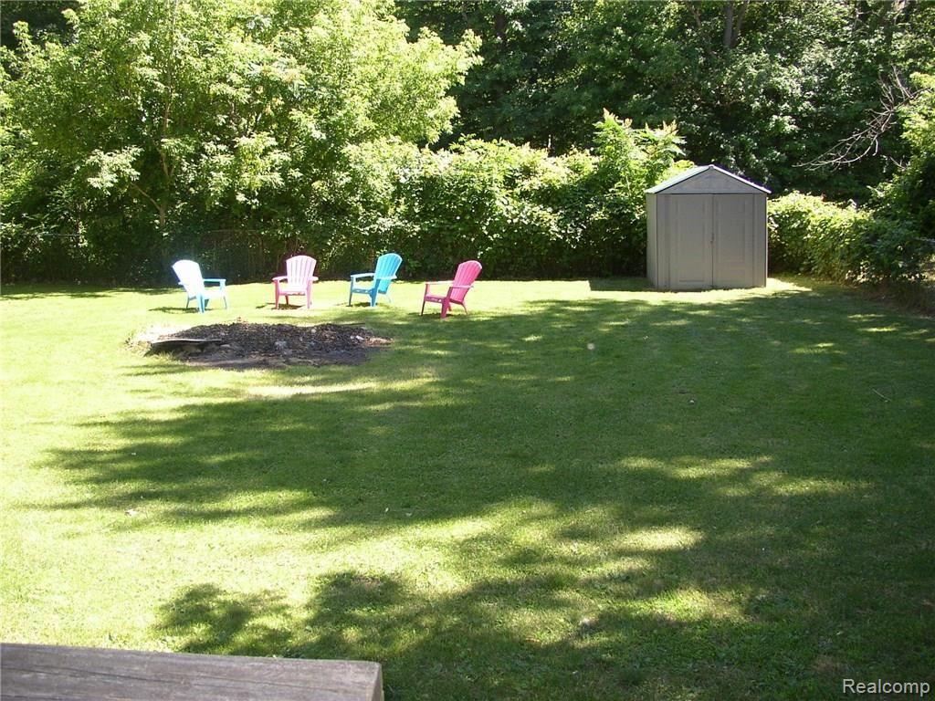 5297 Hammond Road Lapeer, MI 48446 - Photo 40 of 43 P7030039.JPG