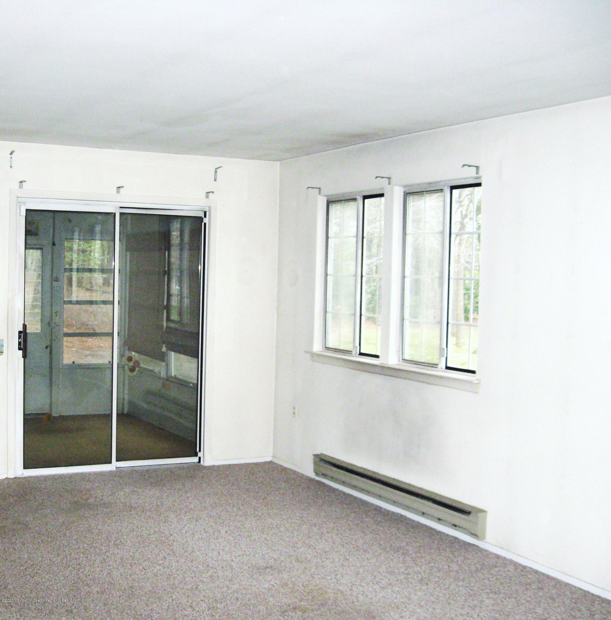 105 Sunset Road Whiting, NJ 08759 - Photo 12 of 30 SUNSET