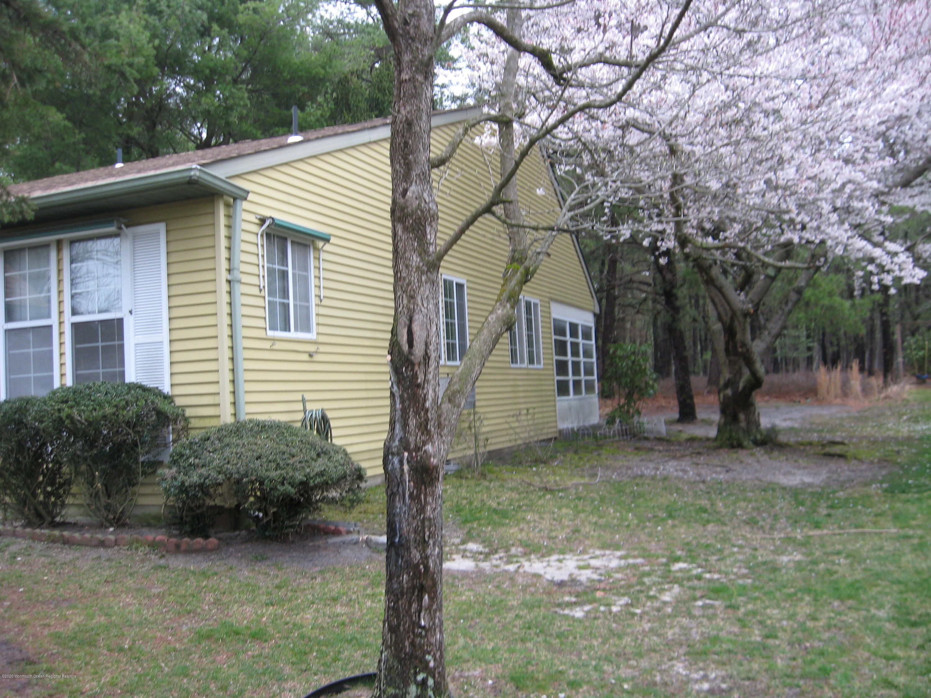 105 Sunset Road Whiting, NJ 08759 - Photo 6 of 30 SUNSET