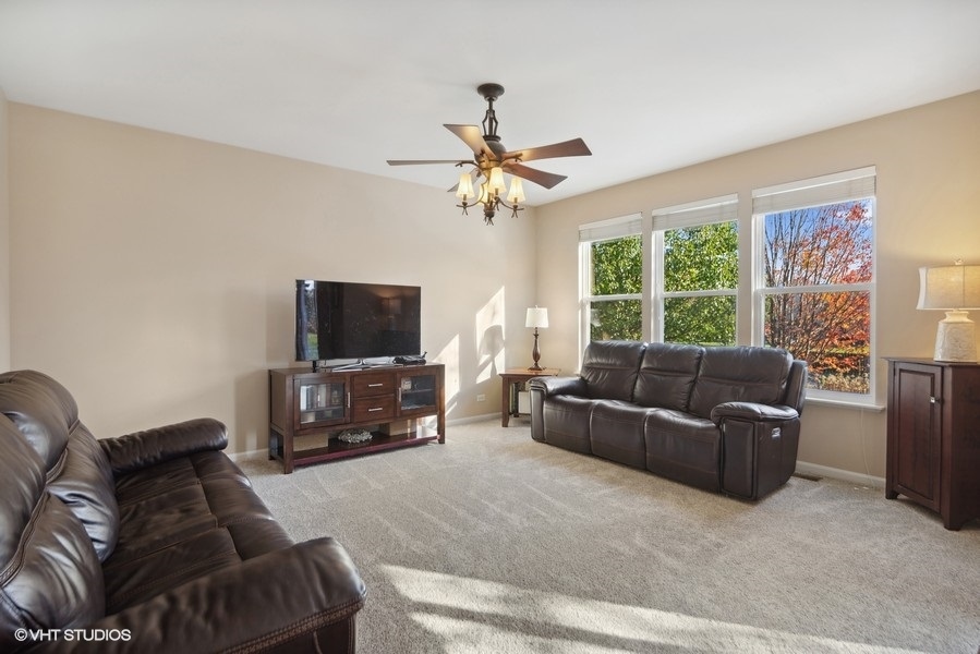 2424 Riva Ridge Road Montgomery, IL 60538 - Photo 8 of 31