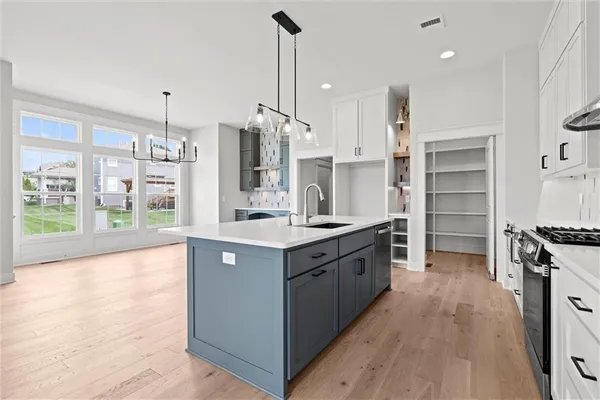 $719,000 | 1021 Southwest Redbuck Circle, Lee's Summit, MO 64081