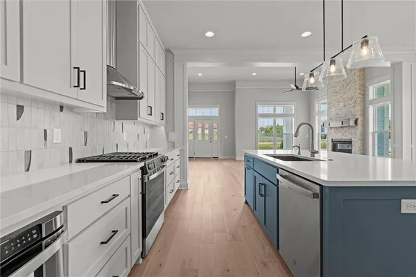 $719,000 | 1021 Southwest Redbuck Circle, Lee's Summit, MO 64081