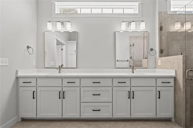 $739,000 | 1021 Southwest Redbuck Circle, Lee's Summit, MO 64081