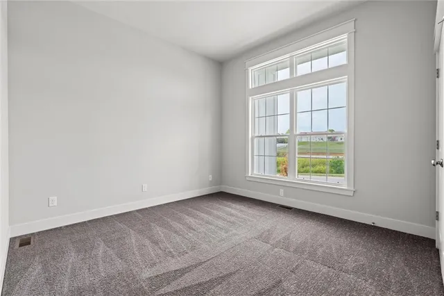 $739,000 | 1021 Southwest Redbuck Circle, Lee's Summit, MO 64081