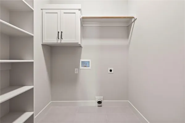 $719,000 | 1021 Southwest Redbuck Circle, Lee's Summit, MO 64081