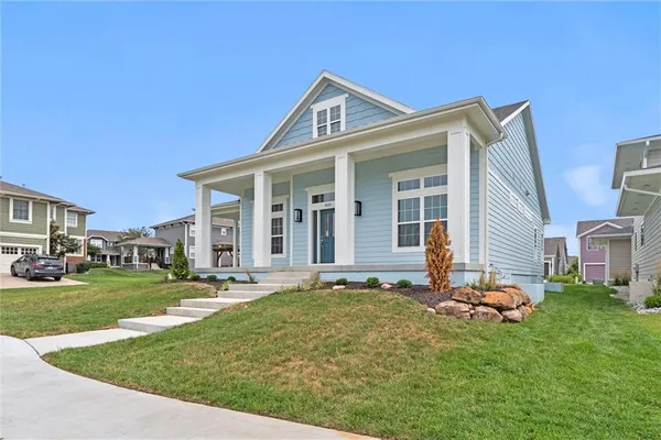 $719,000 | 1021 Southwest Redbuck Circle, Lee's Summit, MO 64081