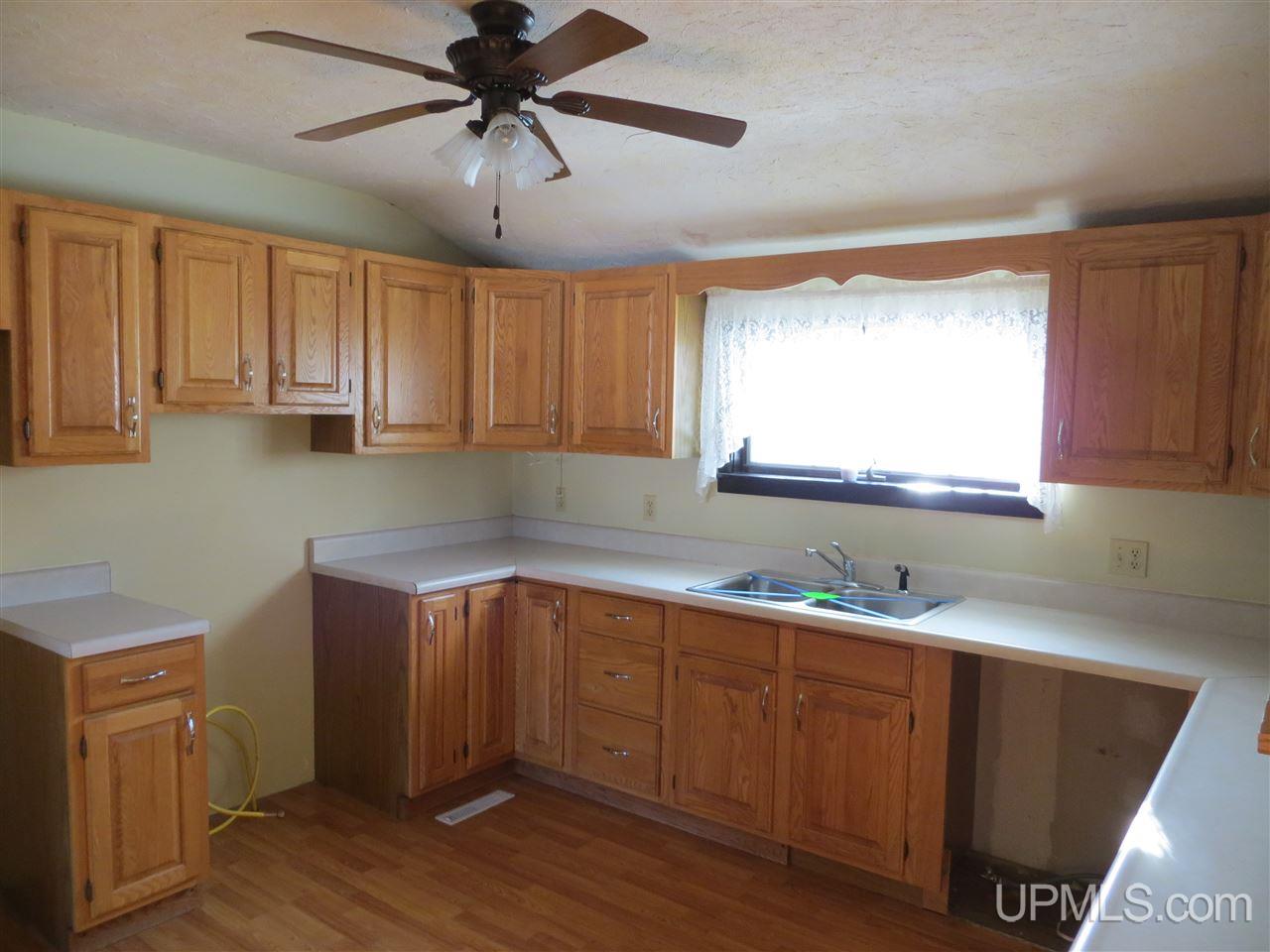 687 Bumbletown Road Allouez, MI 49805 - Photo 5 of 19