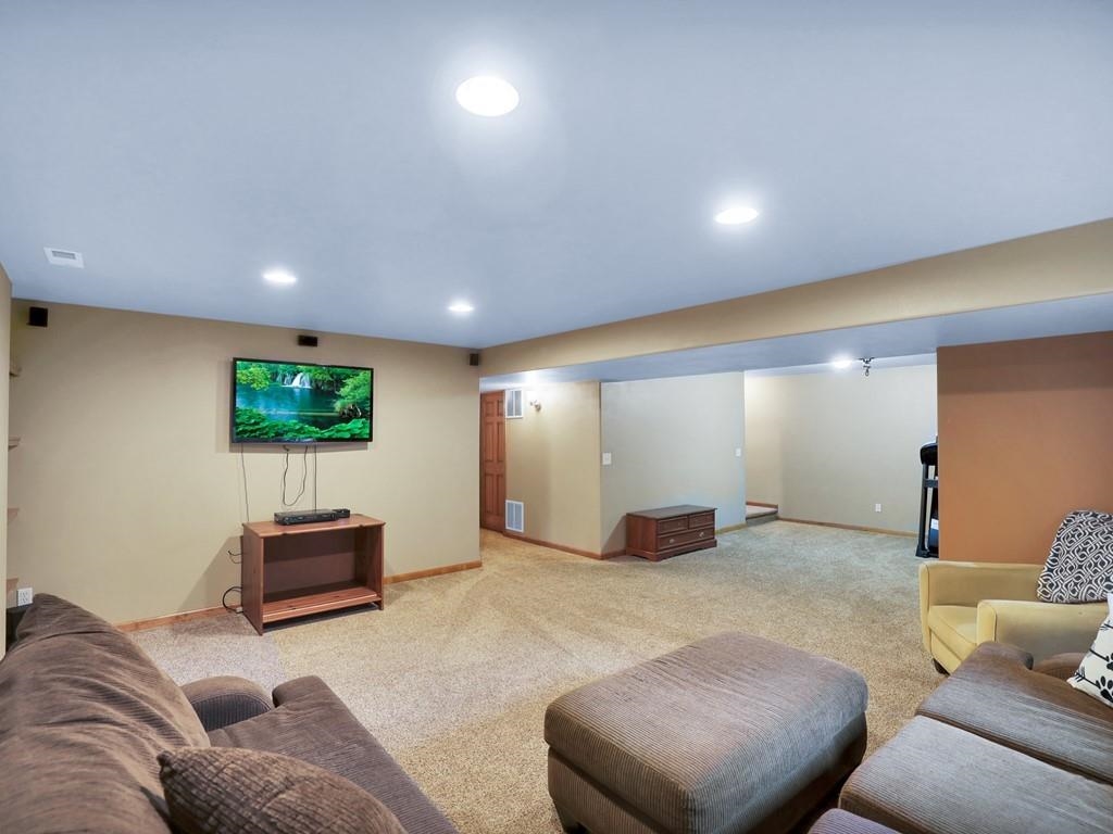 2304 South Meadowview Road Greenacres, WA 99016 - Photo 16 of 48