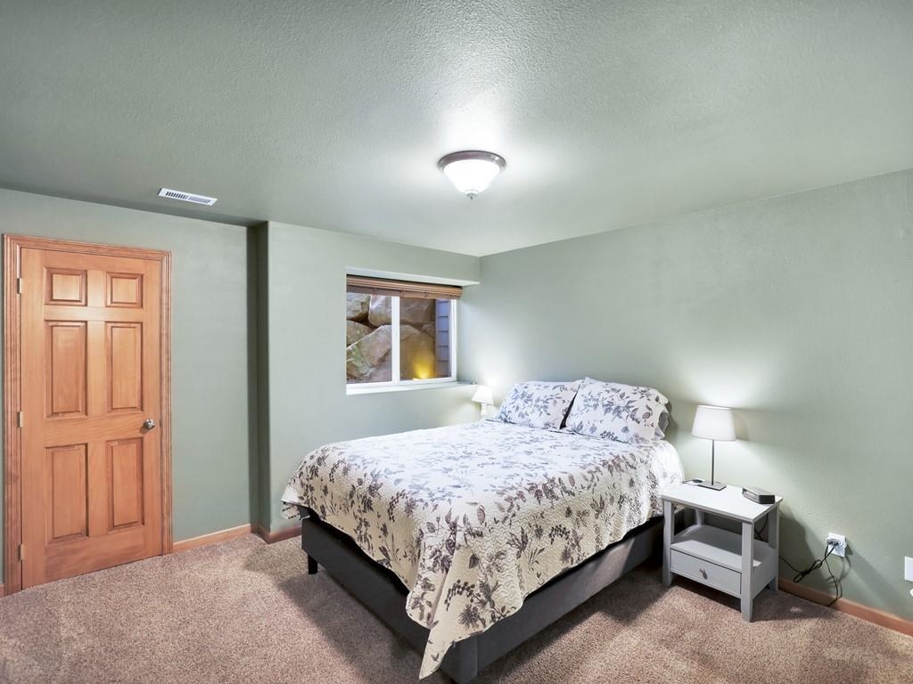 2304 South Meadowview Road Greenacres, WA 99016 - Photo 19 of 48