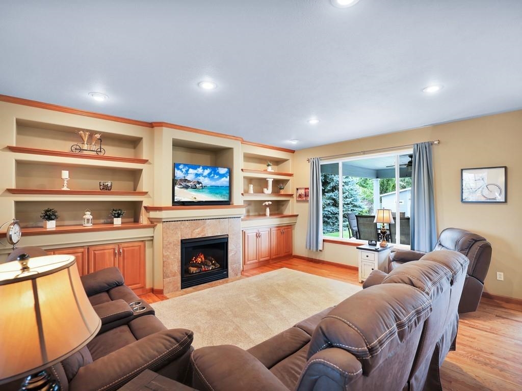2304 South Meadowview Road Greenacres, WA 99016 - Photo 6 of 48