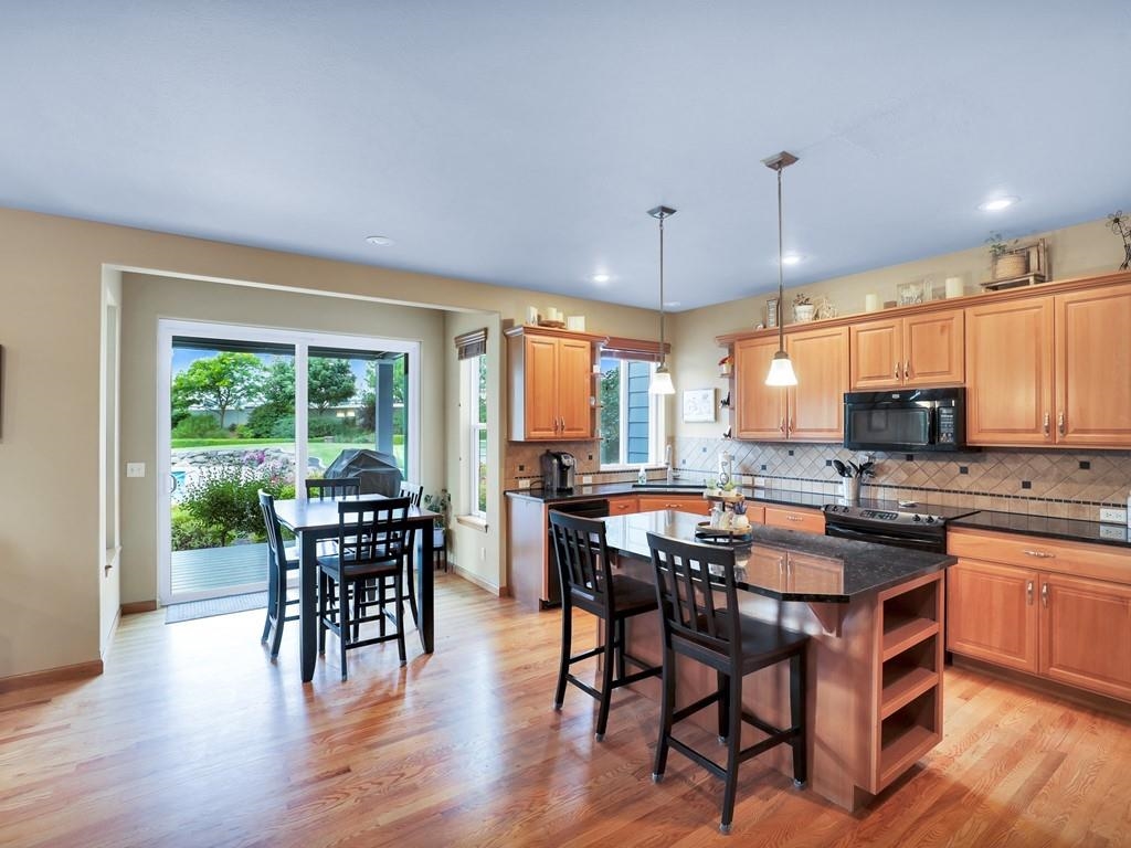 2304 South Meadowview Road Greenacres, WA 99016 - Photo 10 of 48