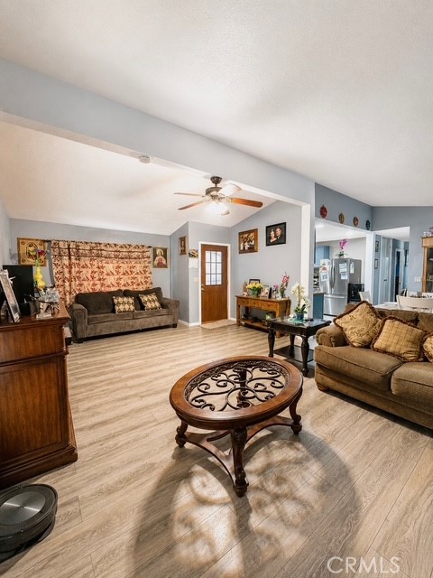 36200 Paradise Ranch Road, Unit 102 Castaic, CA 91384 - Photo 4 of 19