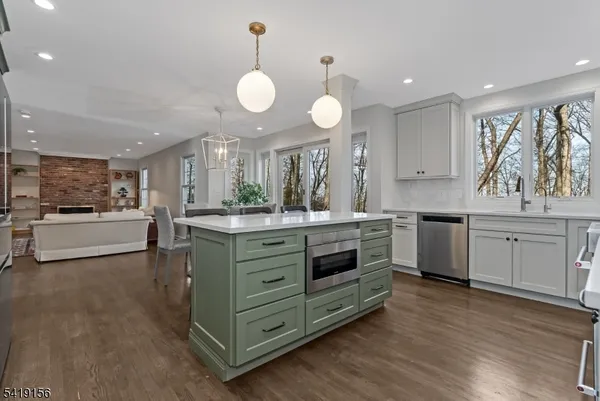 $1,150,000 | 56 Countrywood Drive, Morris Plains, NJ 07950