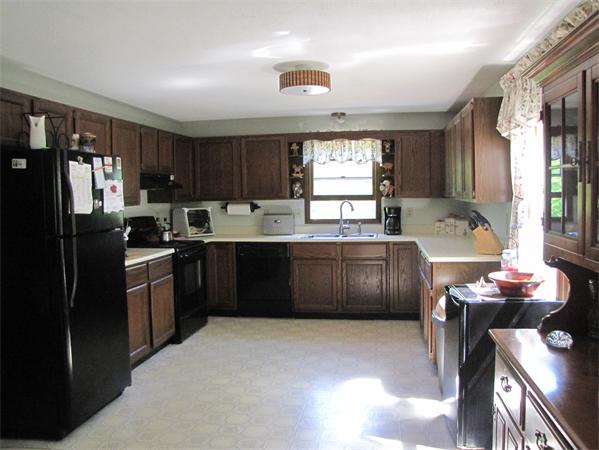 45 Hastings Road Ashburnham, MA 01430 - Photo 5 of 24