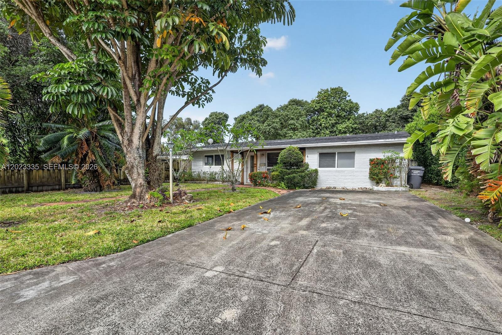 2030 North 57th Terrace Hollywood, FL 33021 - Photo 2 of 26