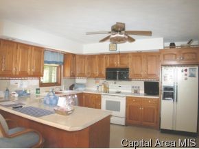 2544 Huntleigh Road Springfield, IL 62704 - Photo 4 of 11