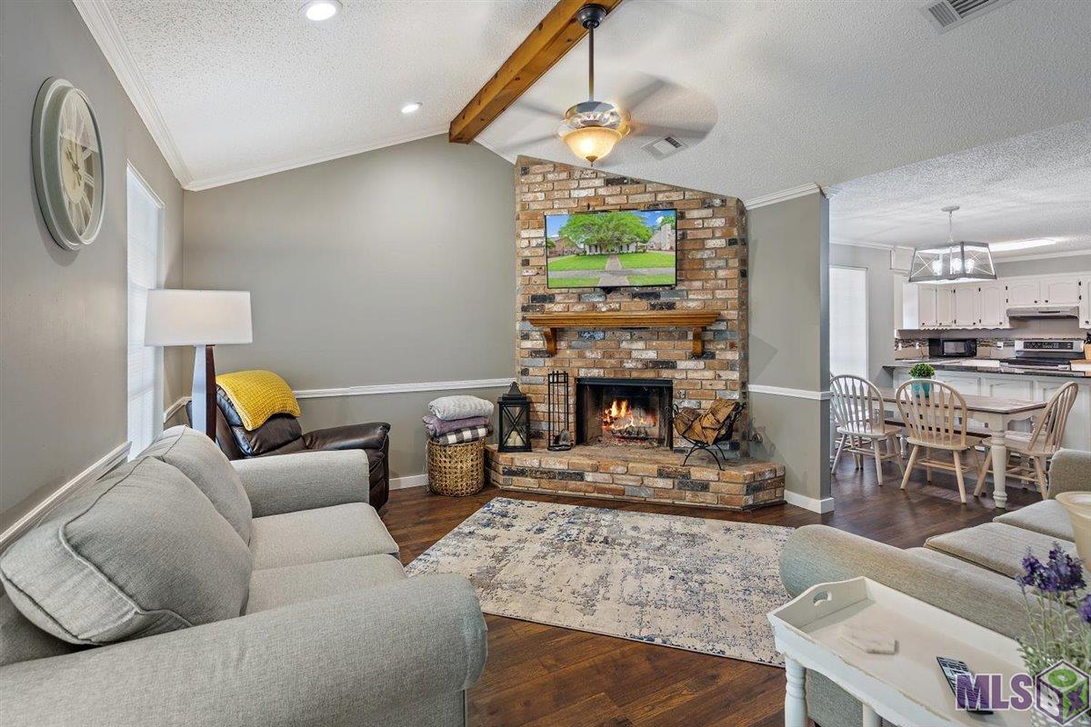 4112 Country View Drive Baton Rouge, LA 70817 - Photo 3 of 17 Gallery Image 3