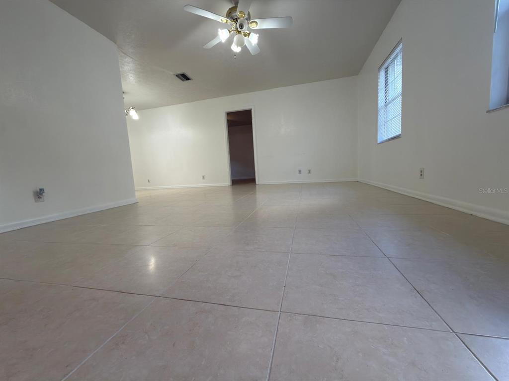 2209 Boxwood Way Brandon, FL 33511 - Photo 3 of 25