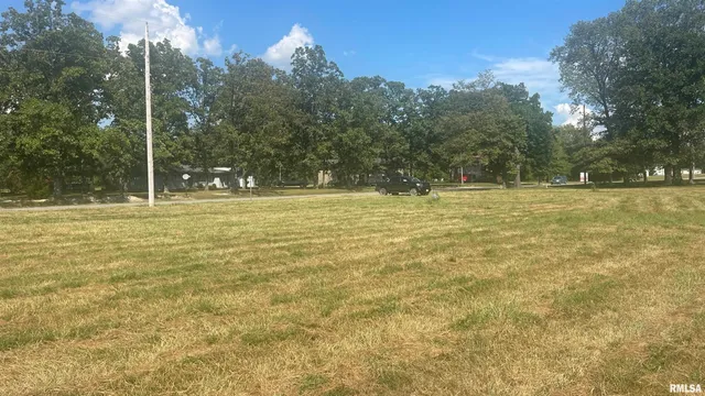 $182,328 | 0 North Park Avenue, Herrin, IL 62948