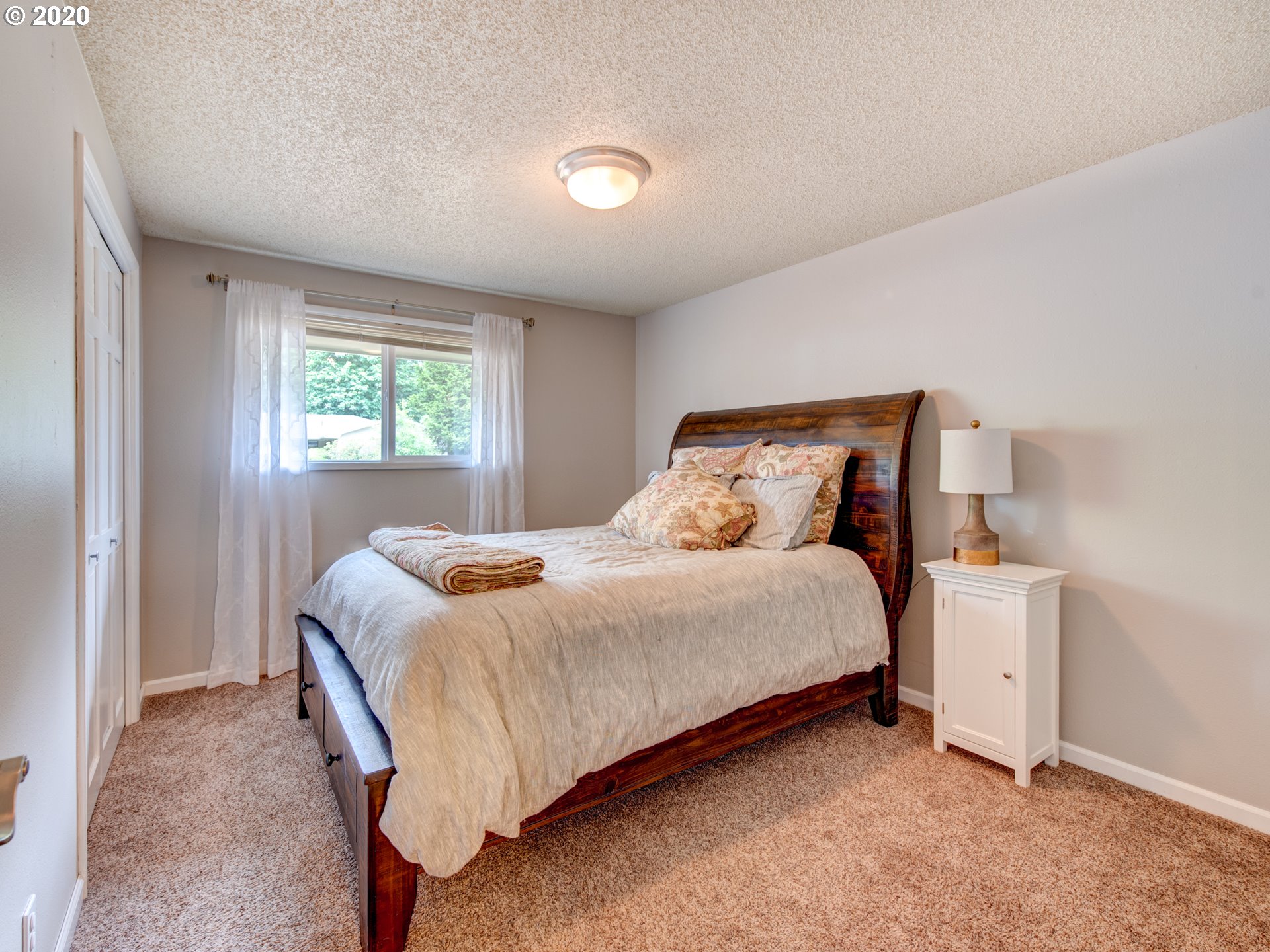 2015 Ridgeway Drive Eugene, OR 97401 - Photo 20 of 31 Gallery Image 20